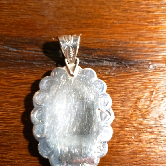 Vintage Sterling Silver Coral Pendant - Picture 4 of 9